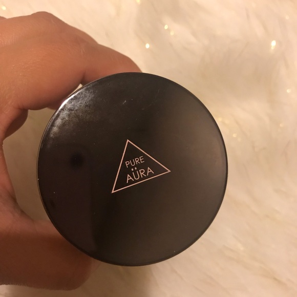 Pure Aura magnetic face mask - Picture 6 of 6